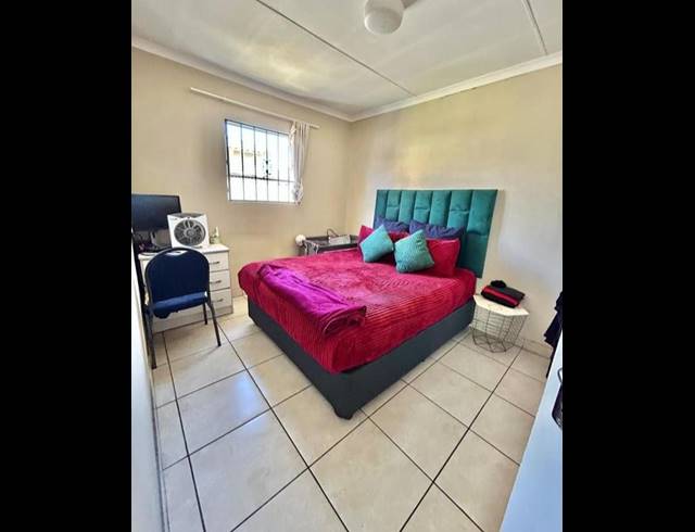 2 BEDROOM HOUSE FOR SALE IN RIVERSIDE VIEW EXT 35